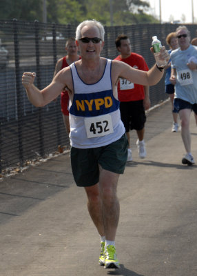 2006 Police Officer Chris Hoban 5 MIle Run