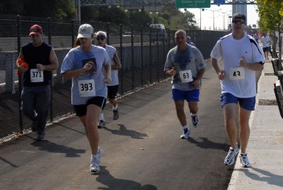 2006 Police Officer Chris Hoban 5 MIle Run