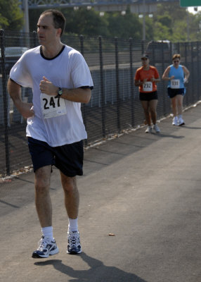 2006 Police Officer Chris Hoban 5 MIle Run