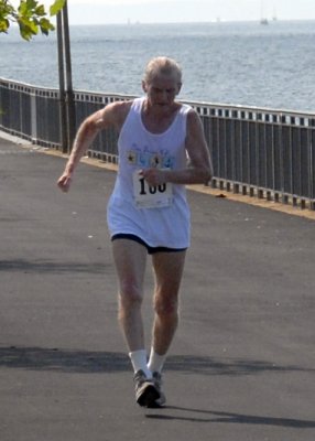 2006 Police Officer Chris Hoban 5 MIle Run