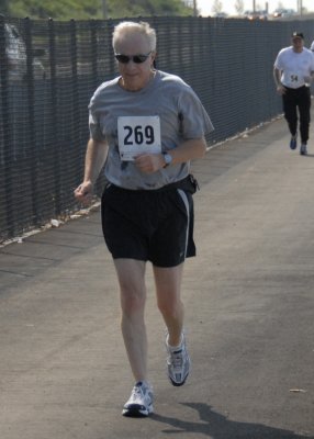 2006 Police Officer Chris Hoban 5 MIle Run