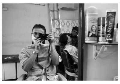 A dollar for a shave and a haircut, Mumbai