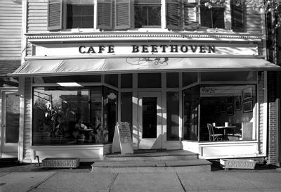 Cafe' Beethoven