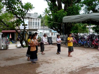 Kids Dancing