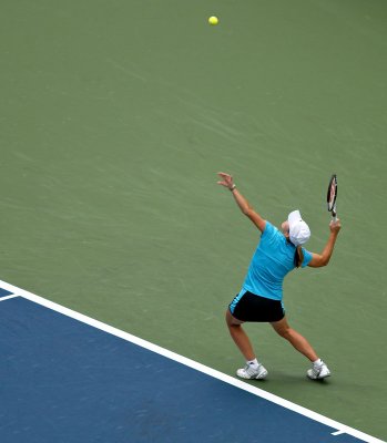 Justine Henin-Hardenne   2006 US Open-01