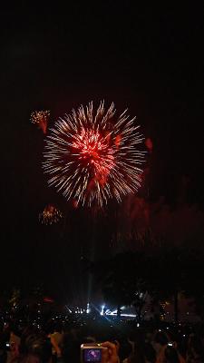 Fireworks at Gluttons Bay