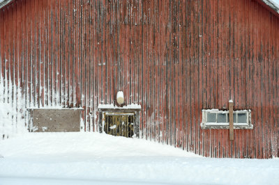 Barn in the winter