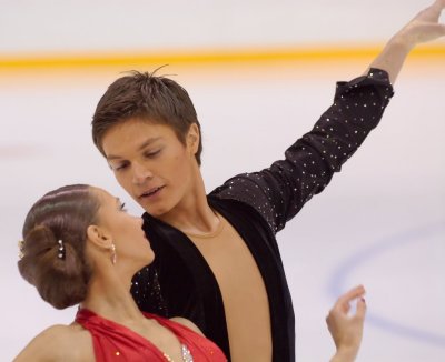Oksana & Sasha: skating