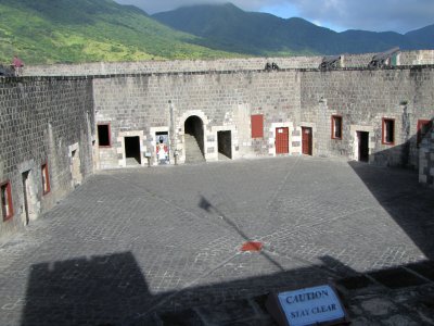 g3/43/472043/3/122165335.eQCamya4.jpg