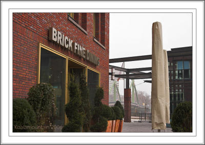Brick's Restaurant