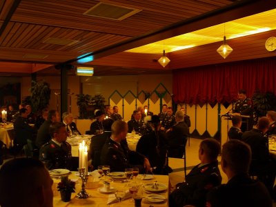 a28_regdinner1-oon07.jpg