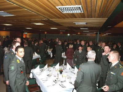 b064_regdinner2-oon07.jpg
