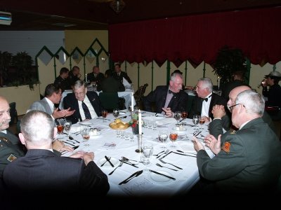 b086_regdinner2-oon07.jpg