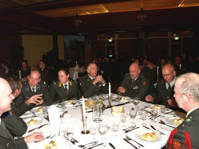 b102_regdinner2-oon07.jpg