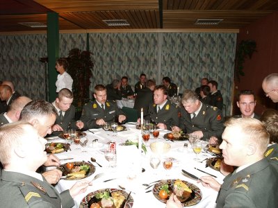 b151_regdinner2-oon07.jpg