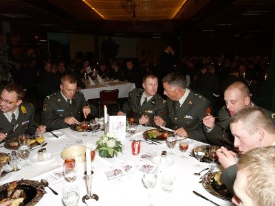 b152_regdinner2-oon07.jpg