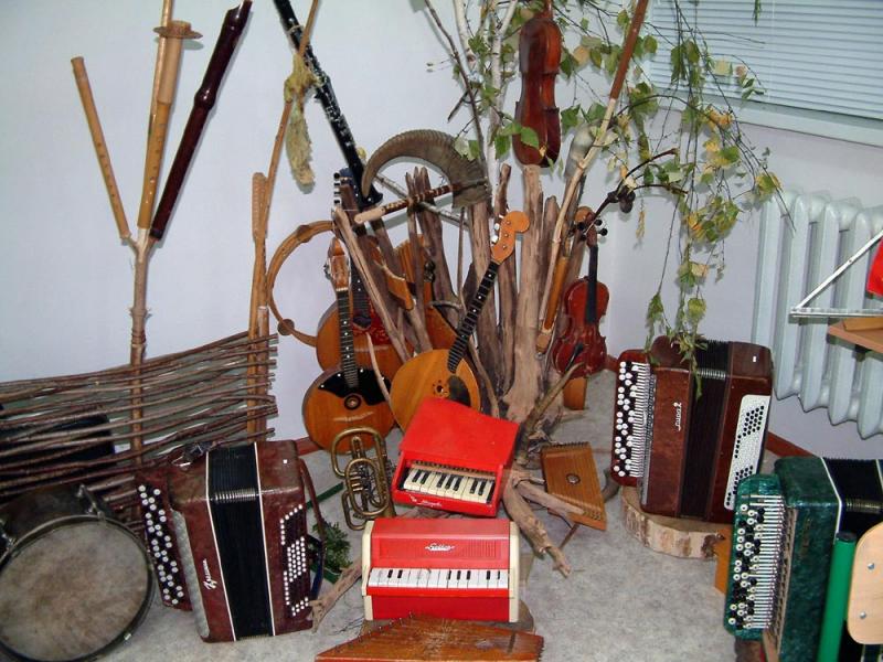 Michael Tveroy instruments