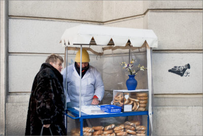 People-in-Krakow_2213.jpg