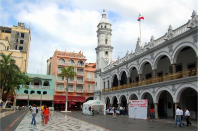 Zocalo in Veracruz.jpg