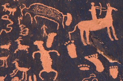 Newspaper Rock petroglyphs, UT