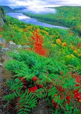 (MW12) Lake of the Clouds, MI