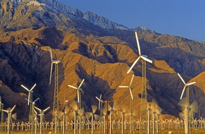 (EN2) Wind farm utilizing horizontal axis turbines, Palm Springs, CA