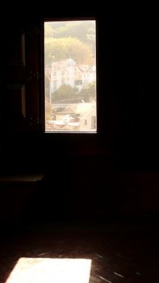 Window, Portugal