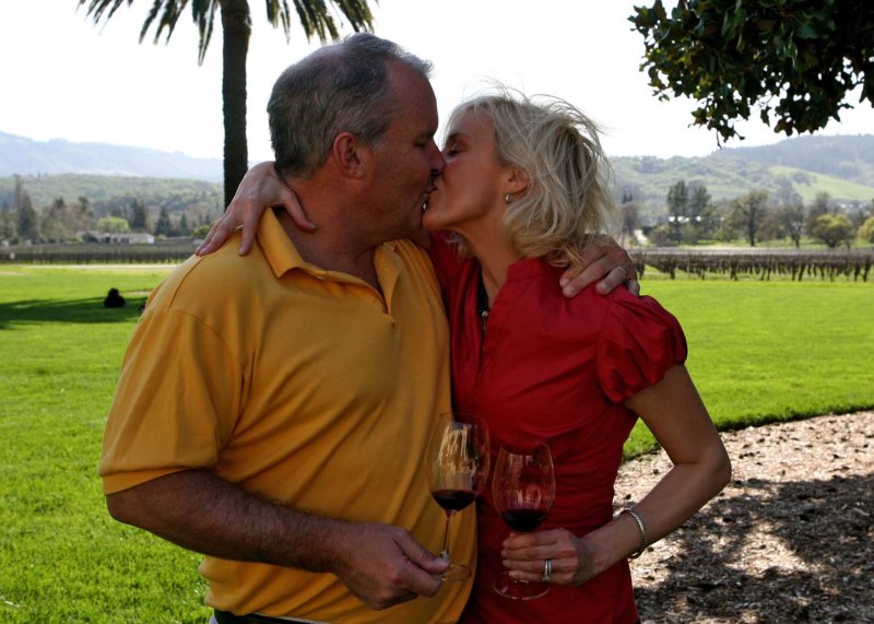 Love at the Winery r.jpg