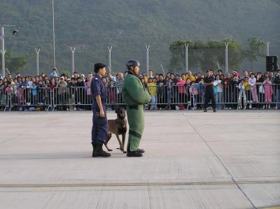 PB200416.JPG