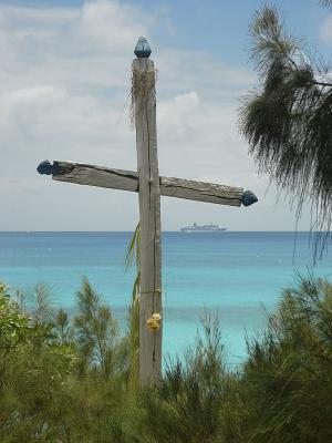 A cross, the water