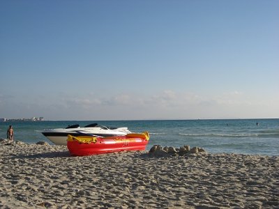 Boote.. eins gehrt mir ;-)