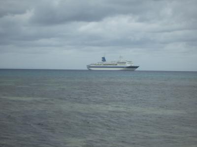 Pacific Sky - Dravuni Island - side on