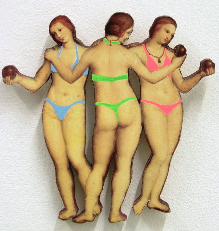 Three Greaces - swimsuit edition