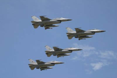 F-16