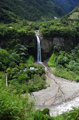 'Manto de La Novia' waterfall