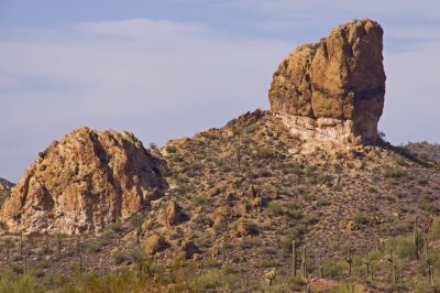 apache canyon rocks 2.jpg
