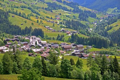 001alpbach village.jpg