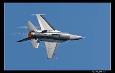 F16-usd.jpg