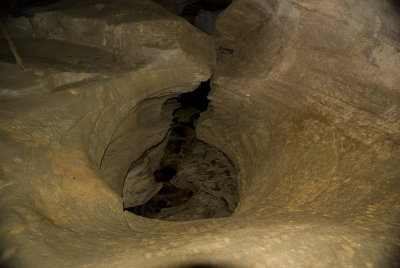 Grotte 25 - Vanntunnel.jpg