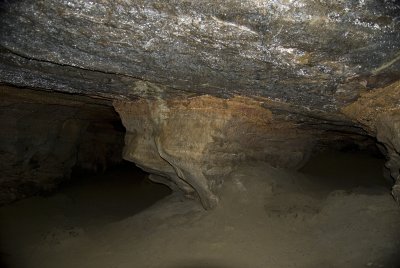 Grotte 39 - Midtdeler.jpg