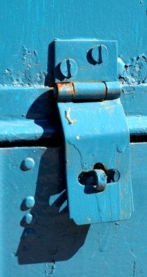 Mailbox Latch