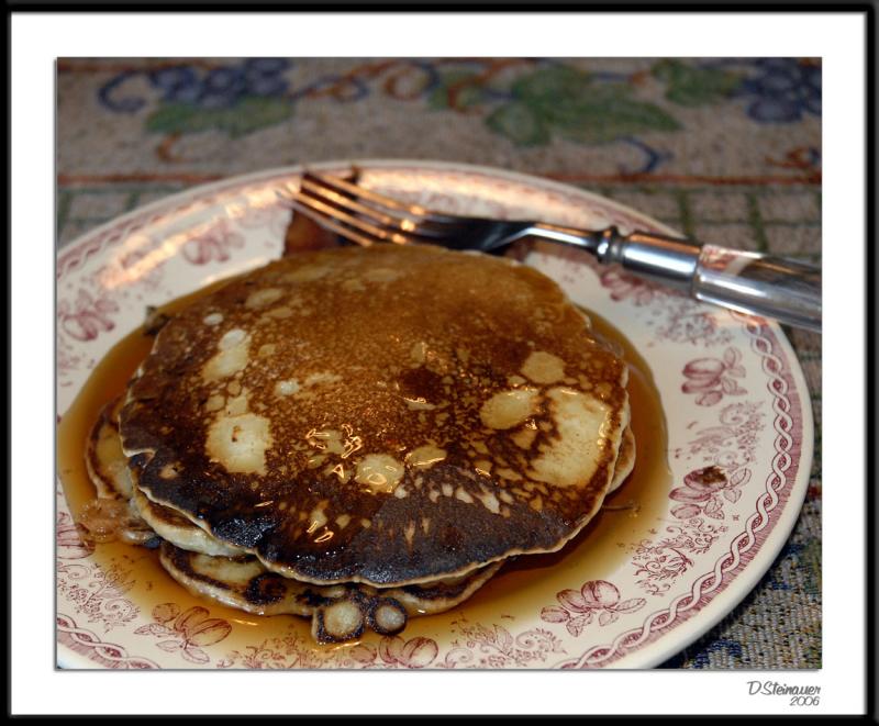 Breakfast<br><font size=3>ds20060122_0025awF Pancakes.jpg</font>
