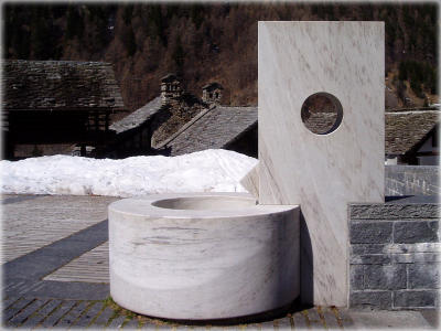 Brunnen von Mario Botta...