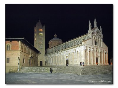 Duomo S. Cerbone by night
