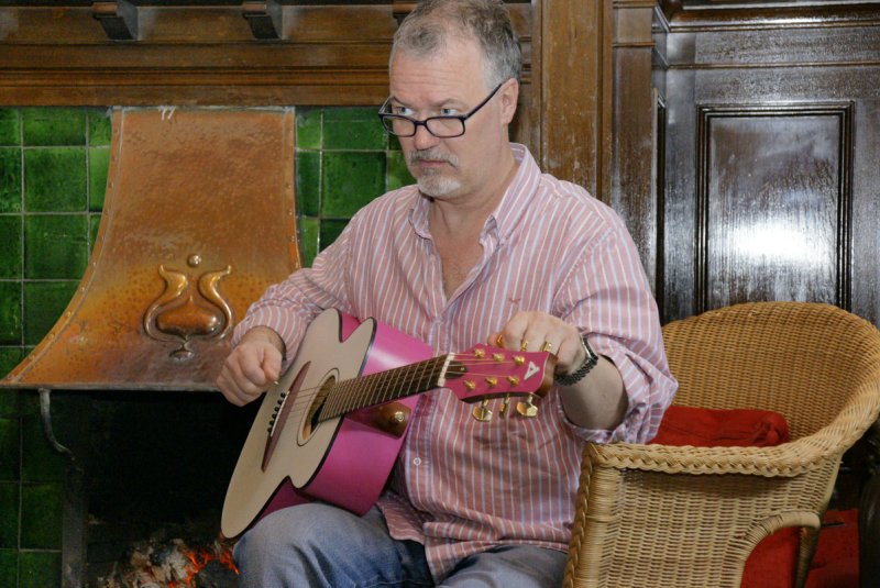 andyinthepink-2008.jpg