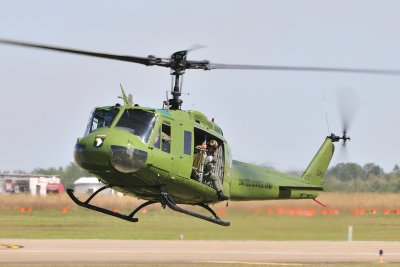 UH1 02.JPG