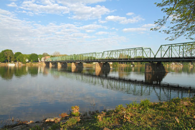 Free Bridge over the Delaware