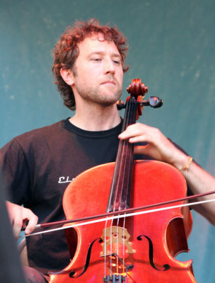 Haale's celloist