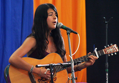 Mariee Sioux, Discovery Stage