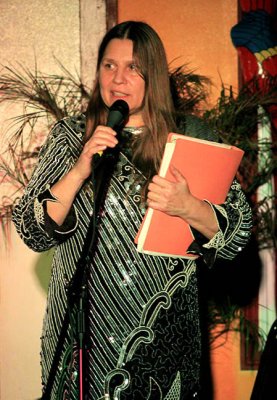 Susan Dobra, Open Mikefull's charismatic driving force